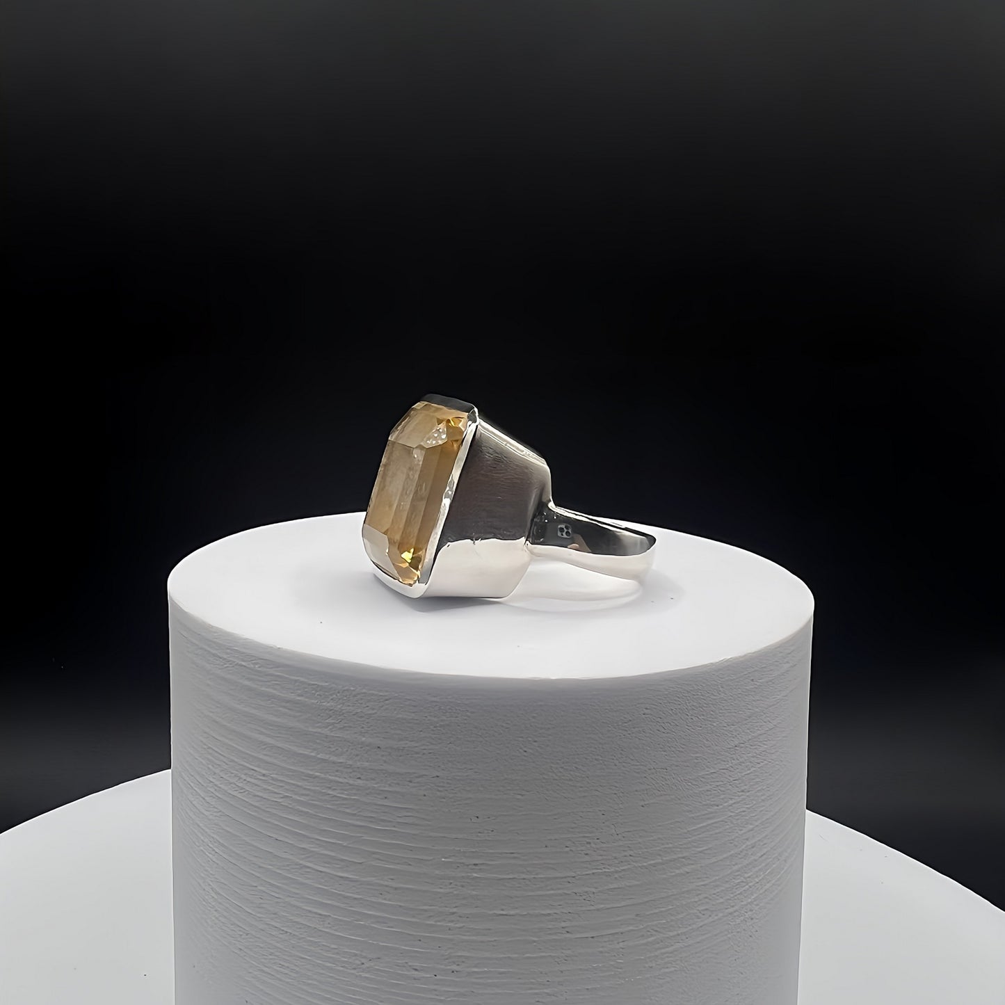 Anello in Argento 925 e quarzo citrino