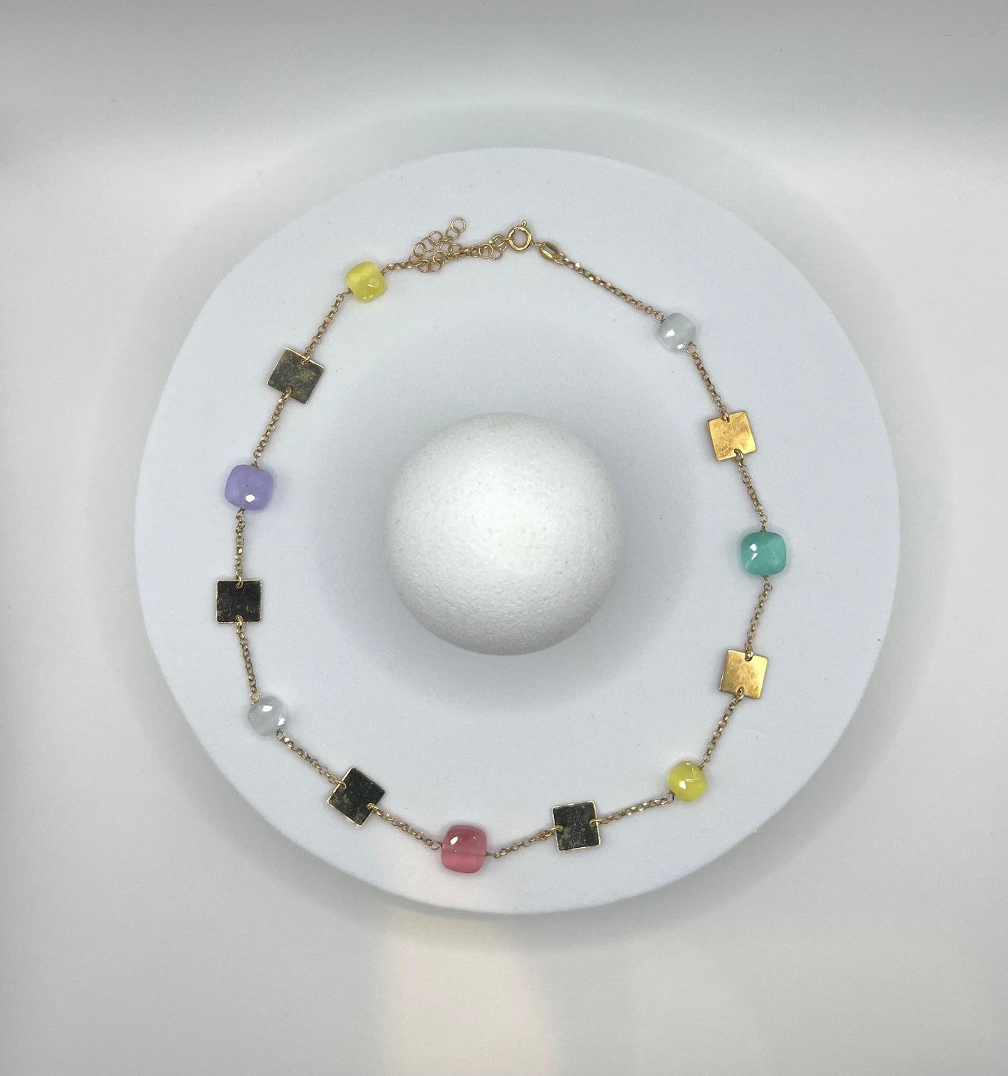 Collana girocollo, creata con sfere in Argento 925.